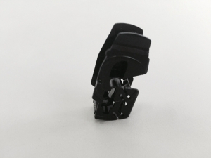 雨刮配件注塑模具廠，五金配件注塑廠，雨刮器生產(chǎn)廠家